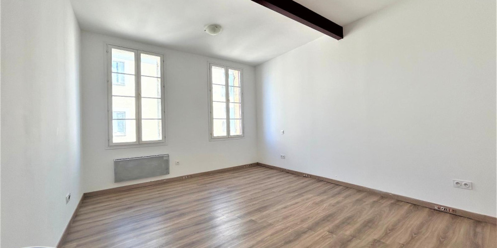 appartement à CASTILLON LA BATAILLE (33350)