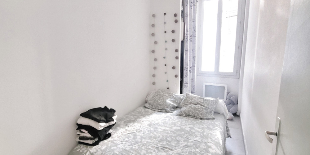 appartement à BORDEAUX (33800)