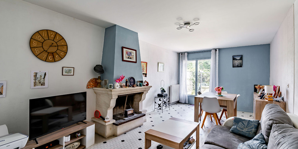 maison à FLOIRAC (33270)