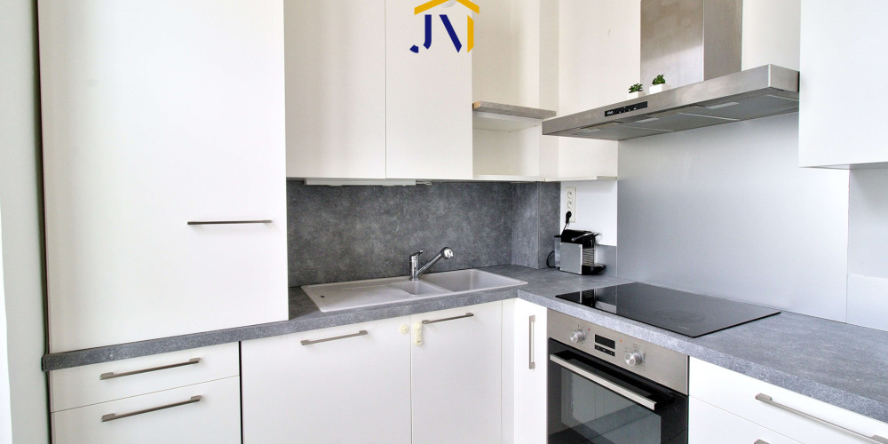 appartement à BORDEAUX (33000)