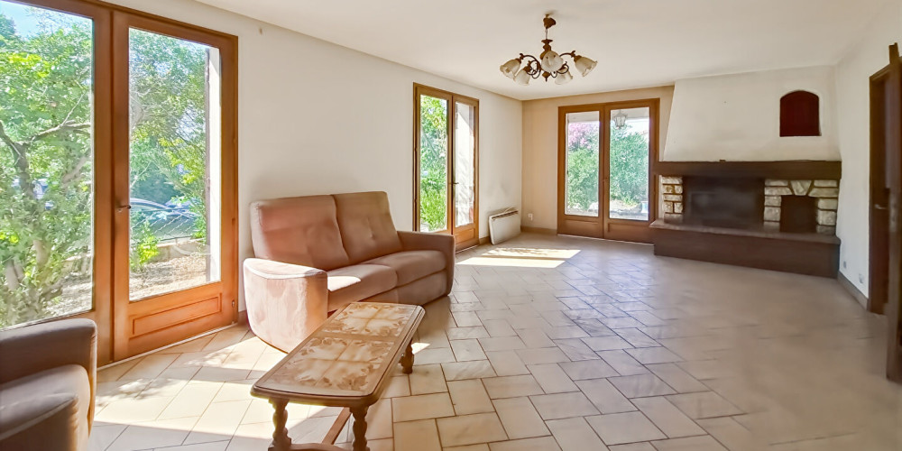 maison à VILLENAVE D ORNON (33140)