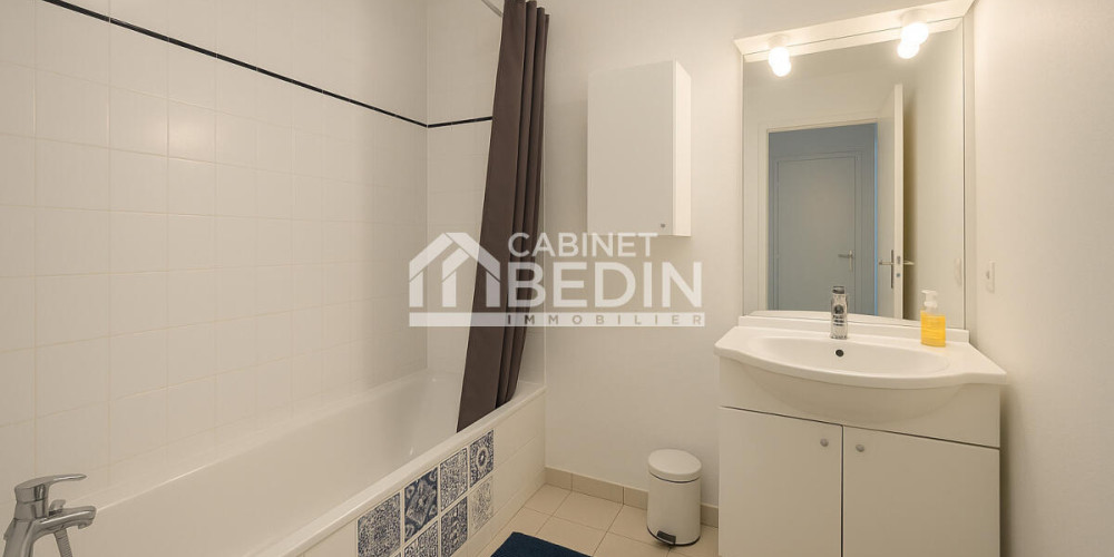 appartement à BORDEAUX (33200)