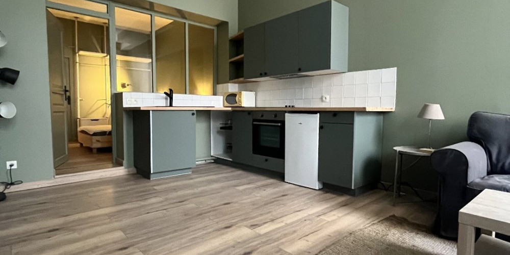 appartement à BORDEAUX (33300)
