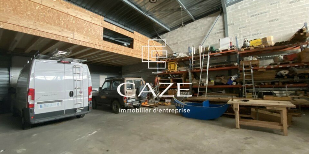 local commercial à LE TAILLAN MEDOC (33320)