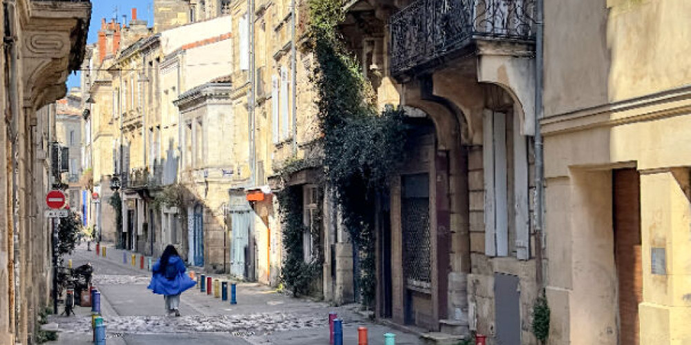 local commercial à BORDEAUX (33000)