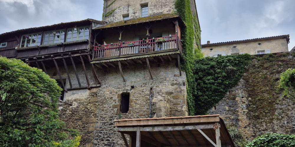 maison à CASTELMORON D ALBRET (33540)