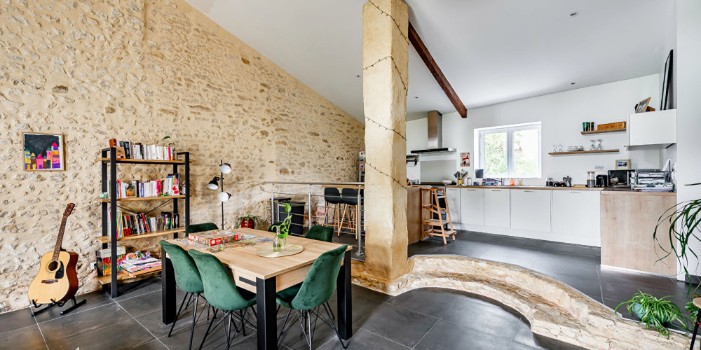 maison à ST AUBIN DE BLAYE (33820)
