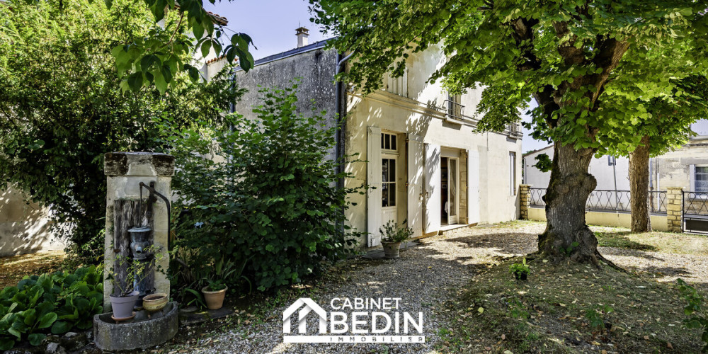 maison à ST MEDARD DE GUIZIERES (33230)