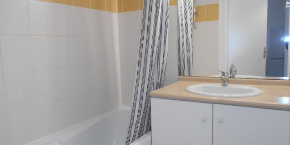 appartement à CAVIGNAC (33620)