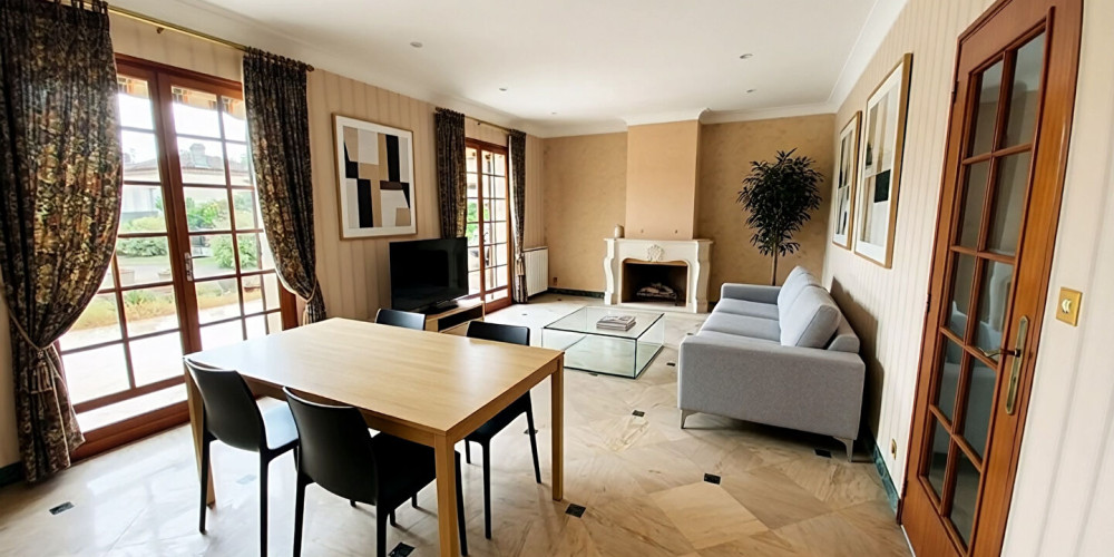 maison à BLANQUEFORT (33290)
