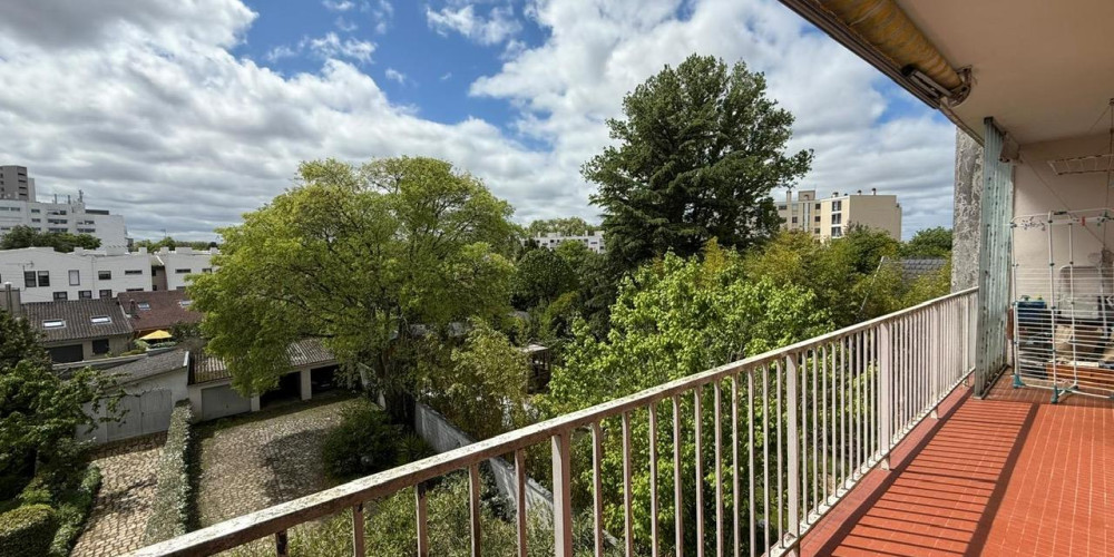 appartement à LE BOUSCAT (33110)