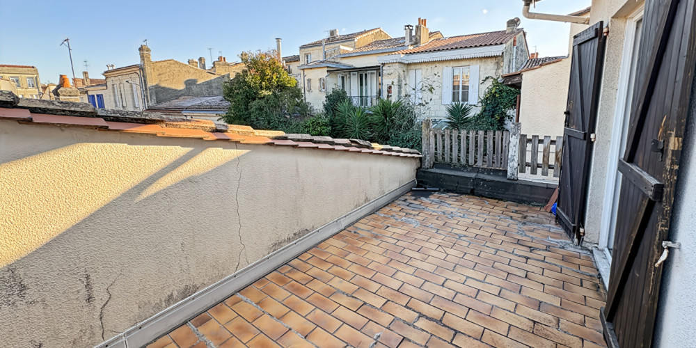 appartement à BORDEAUX (33800)