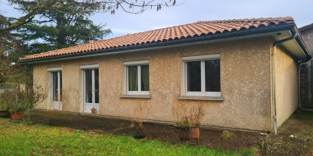 maison à SABLONS (33910)