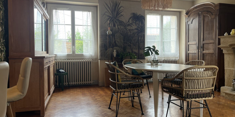 maison à ST QUENTIN DE BARON (33750)