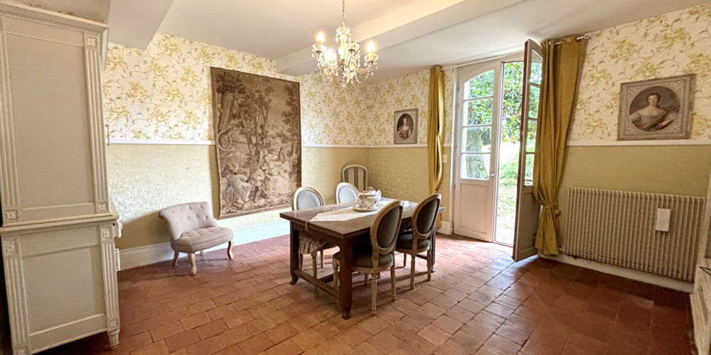 maison à COUTRAS (33230)