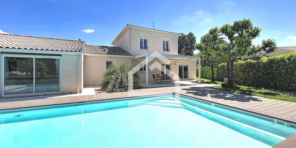 maison à ST MEDARD EN JALLES (33160)