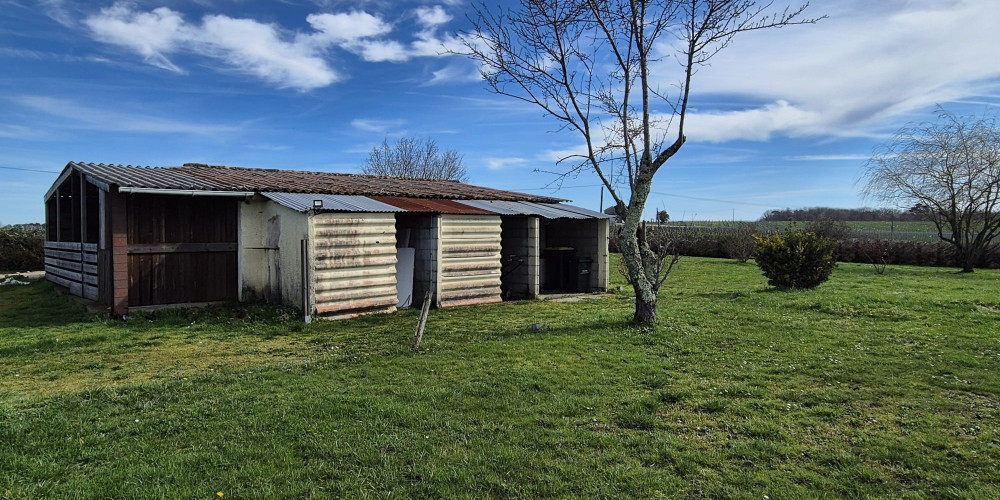 maison à BLASIMON (33540)
