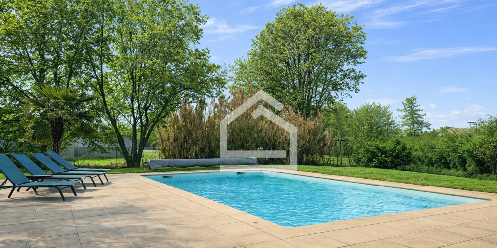 maison à ARSAC (33460)