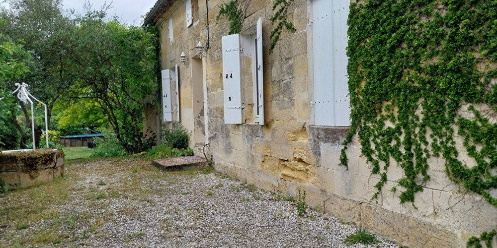 maison à STE TERRE (33350)