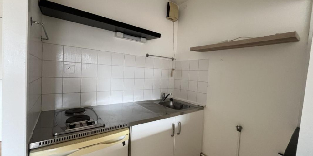 appartement à BORDEAUX (33800)