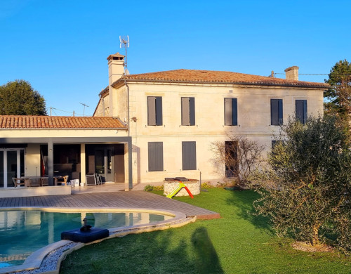 maison  FRONSAC