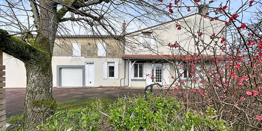 maison à ST GERVAIS (33240)