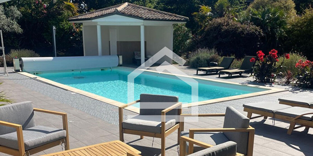 maison à HOURTIN (33990)