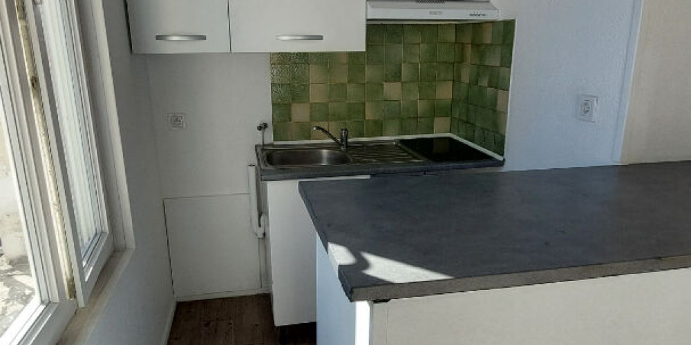 appartement à BORDEAUX (33000)