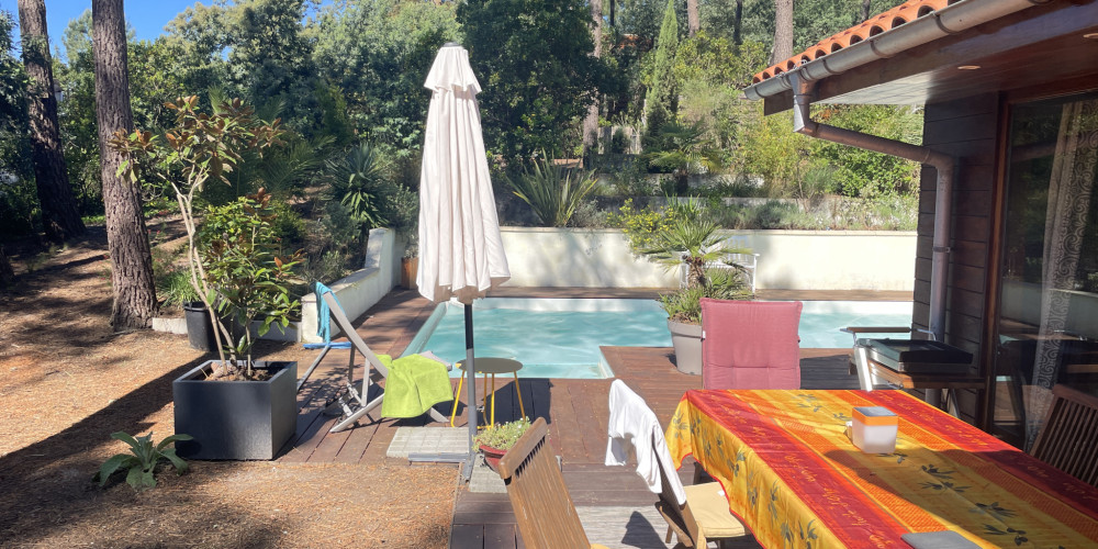 maison à LACANAU (33680)