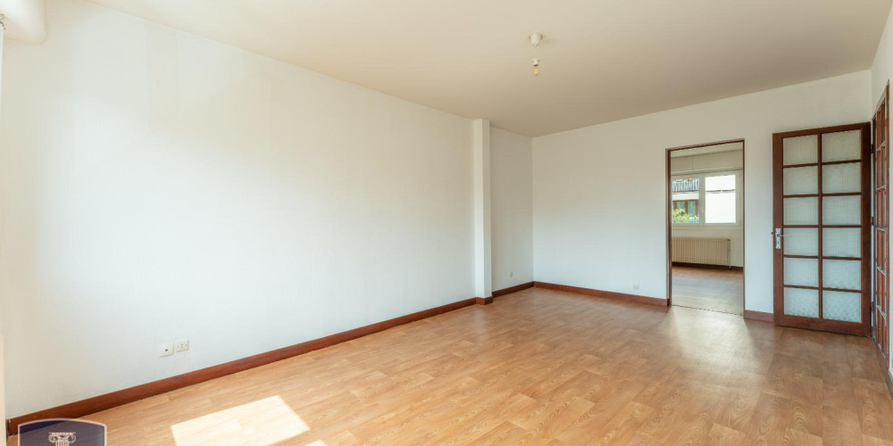 appartement à BORDEAUX (33800)