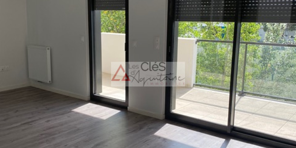 appartement à BRUGES (33520)