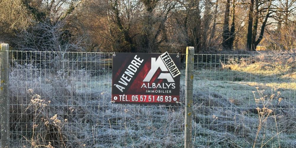 terrain à COUTRAS (33230)