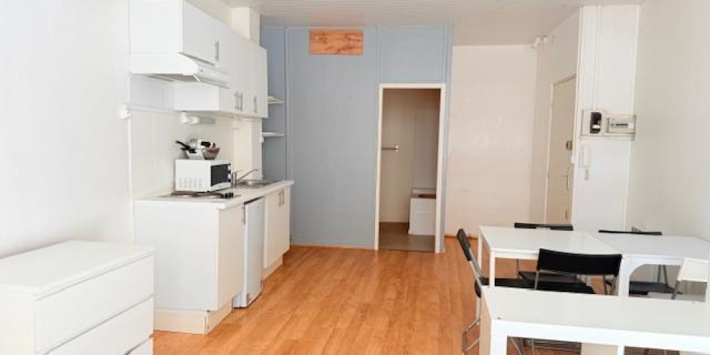 appartement à BORDEAUX (33800)