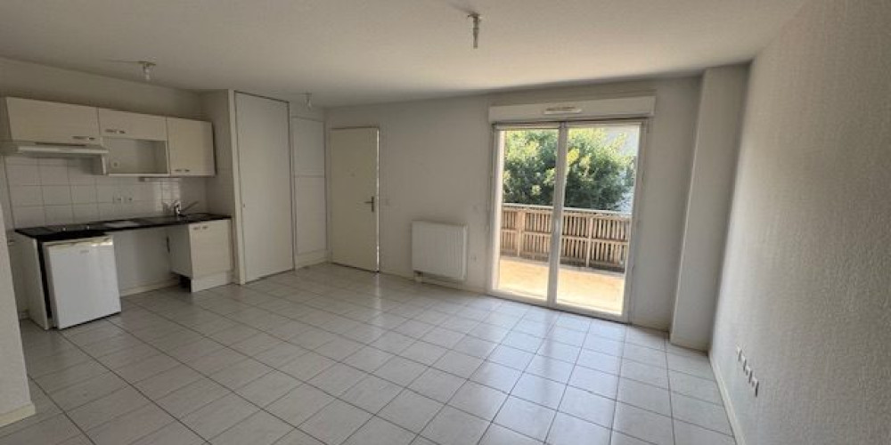 appartement à ST JEAN D ILLAC (33127)