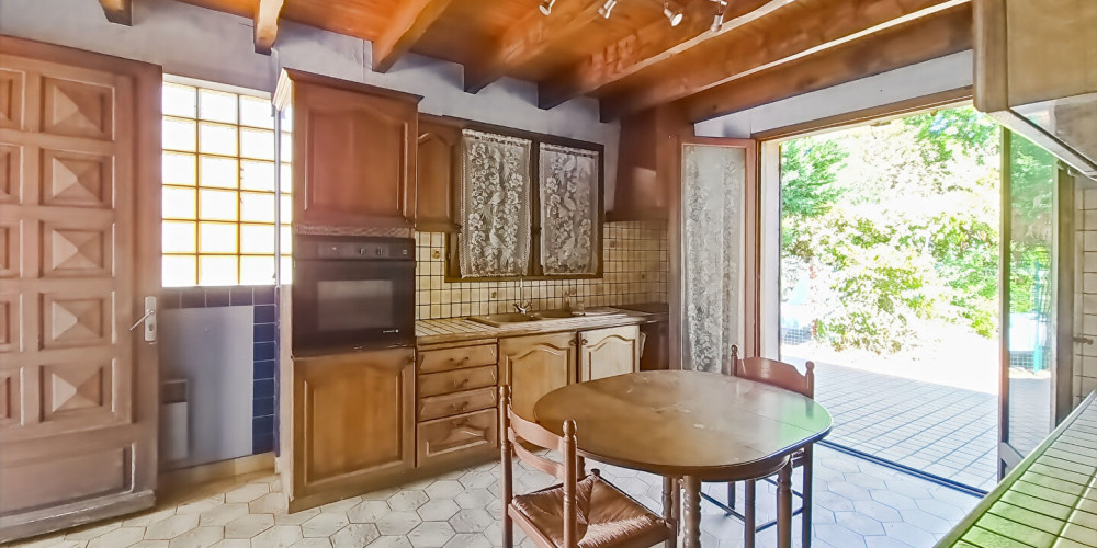 maison à VILLENAVE D ORNON (33140)