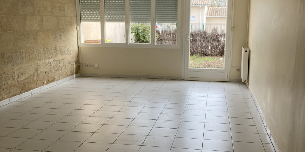 appartement à COUTRAS (33230)