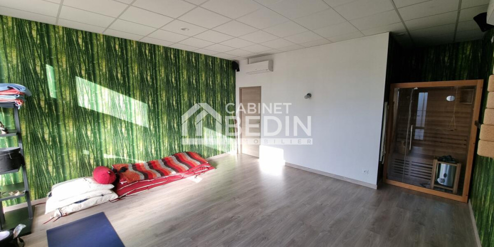 local commercial à BORDEAUX (33000)