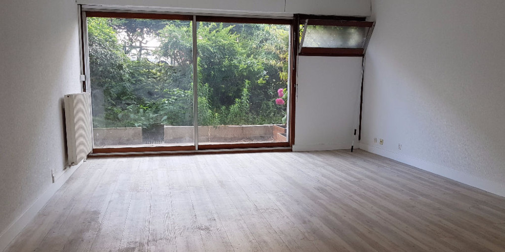 appartement à BORDEAUX (33000)