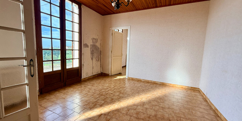 maison à COUTRAS (33230)