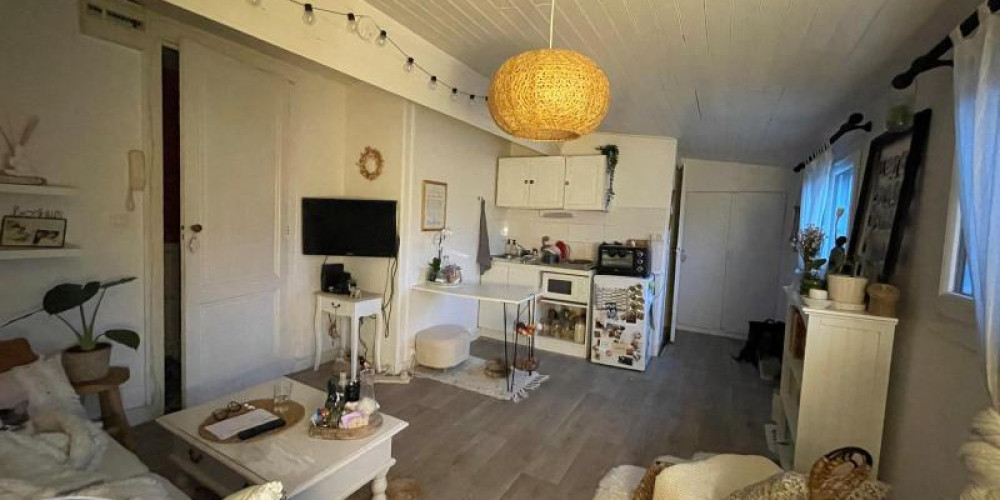 appartement à BORDEAUX (33800)