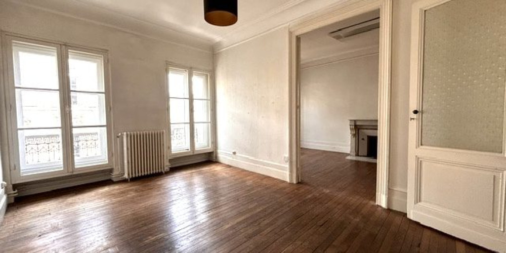 appartement à BORDEAUX (33000)