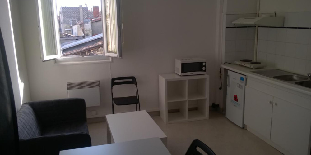appartement à BORDEAUX (33800)