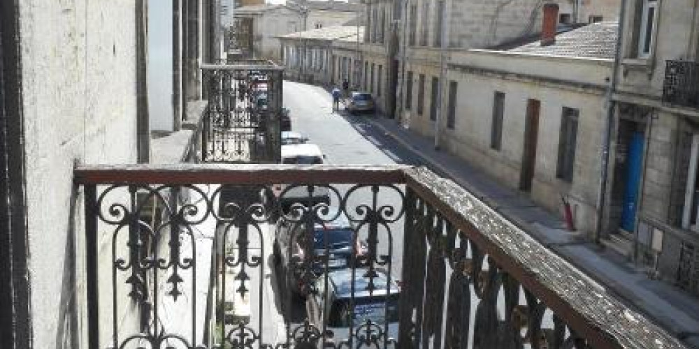 appartement à BORDEAUX (33000)