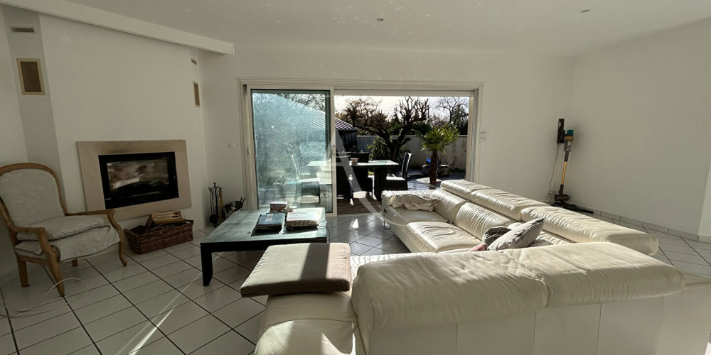 maison à BLANQUEFORT (33290)