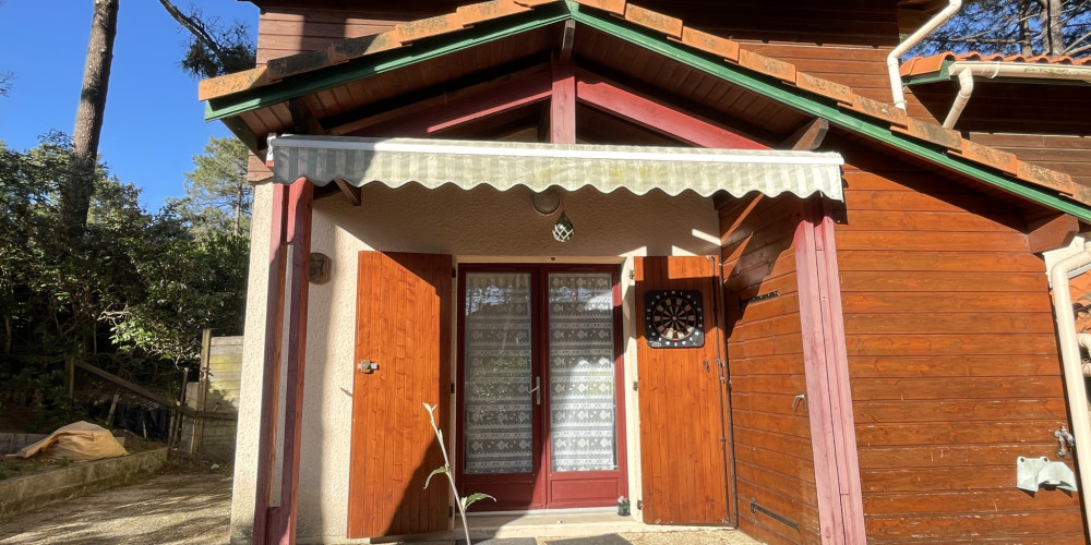 maison à LACANAU (33680)
