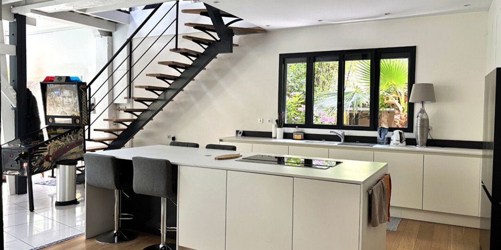 appartement à BORDEAUX (33000)