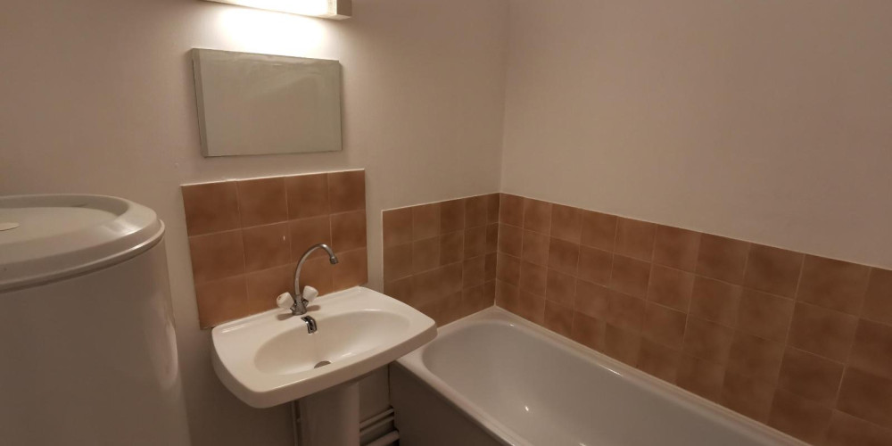 appartement à BORDEAUX (33000)