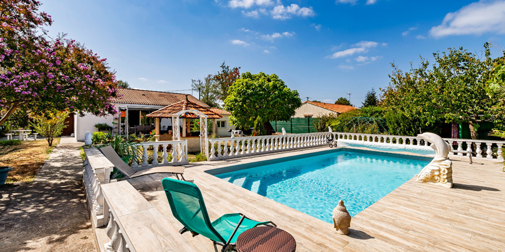 maison à STE TERRE (33350)