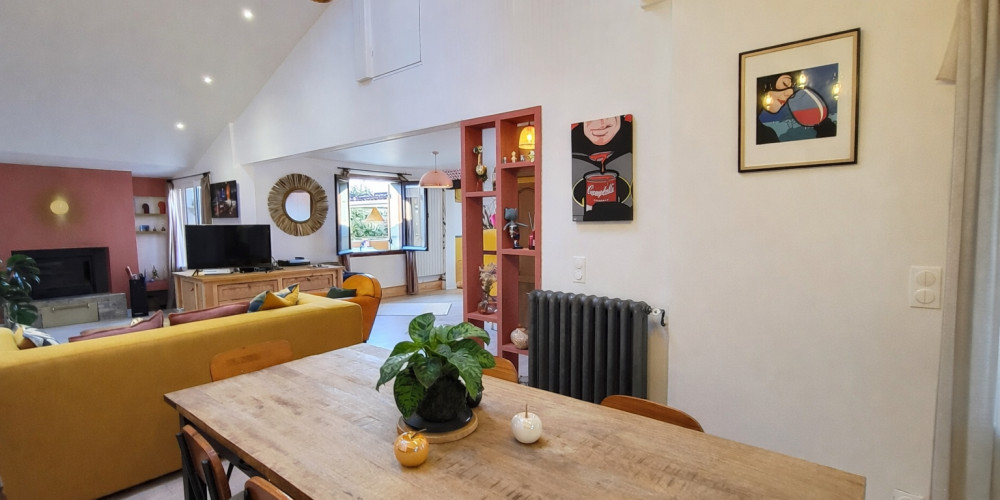 maison à LA LANDE DE FRONSAC (33240)