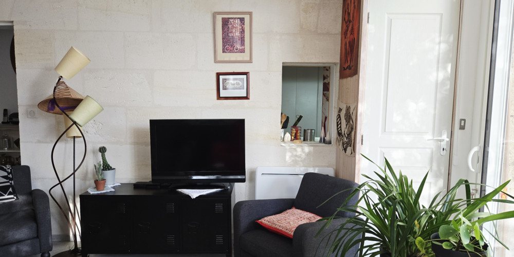 maison à LA RIVIERE (33126)